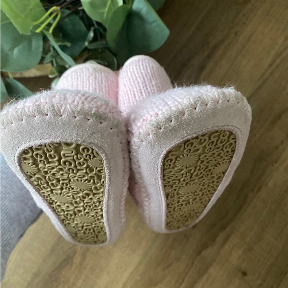 Ugg Australia Knitted Boot - Picture 3 of 6